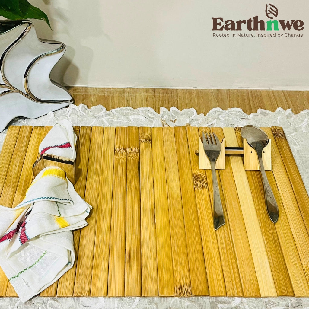 Foldable bamboo table mat set for dining